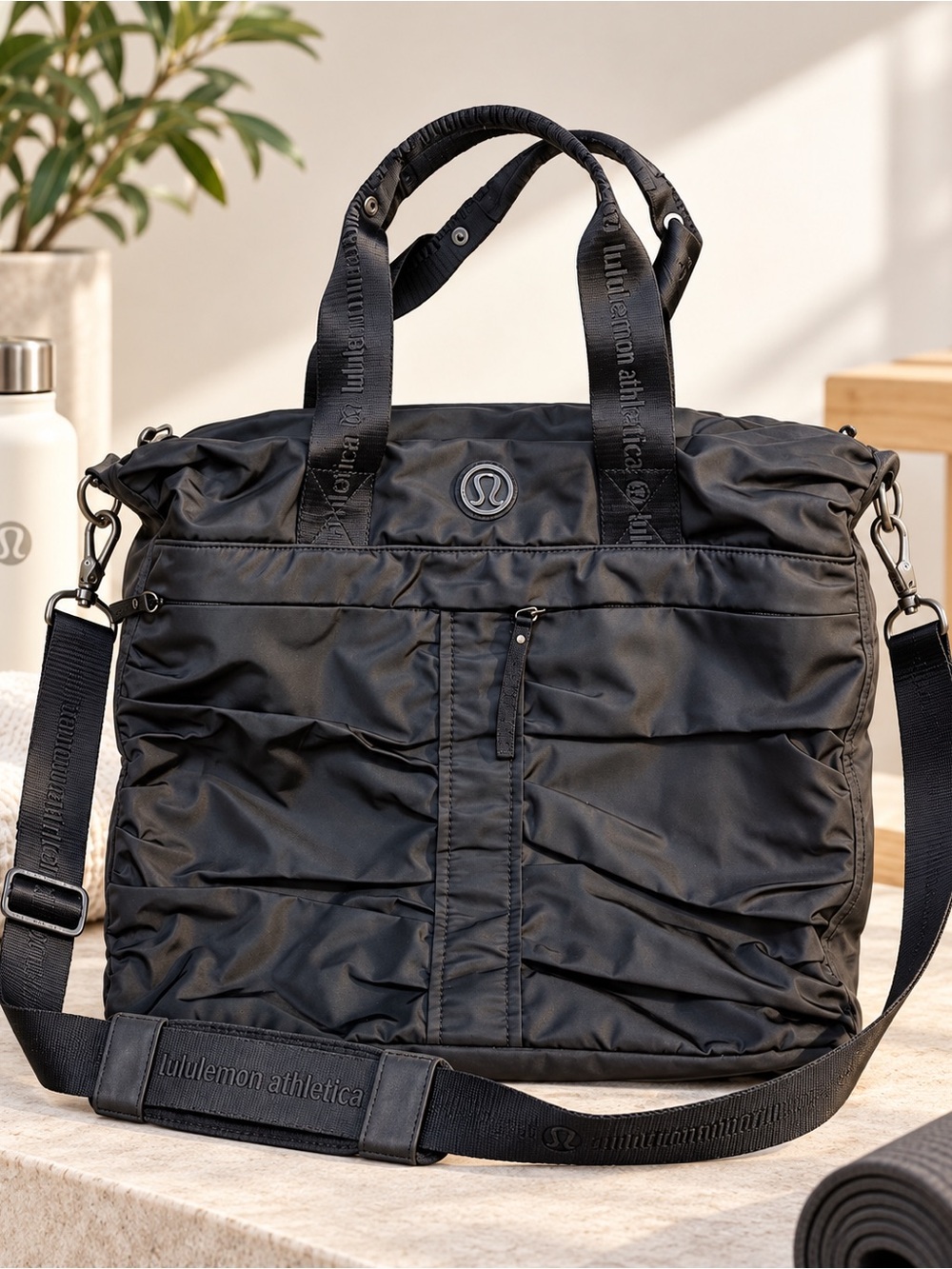 Lululemon Fast In Flight Black Ruched Nylon Tote Shoulder Gym Bag Y2K Gymcore